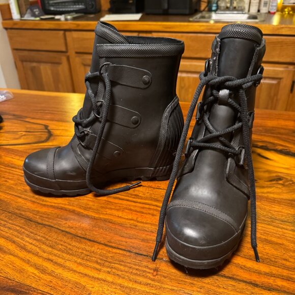 Sorel Waterpoof Wedge Boots - Picture 4 of 10